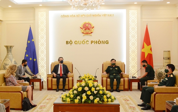 Vietnam, EU strengthen defence cooperation